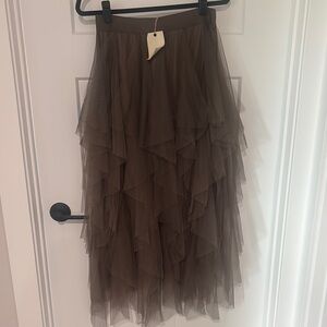 Ruffle skirt nwt